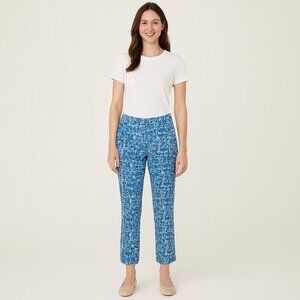 Ruby Rd. Blue & White Print Capri Pants | Sz12 | Cotton Blend, Button Hem Detail